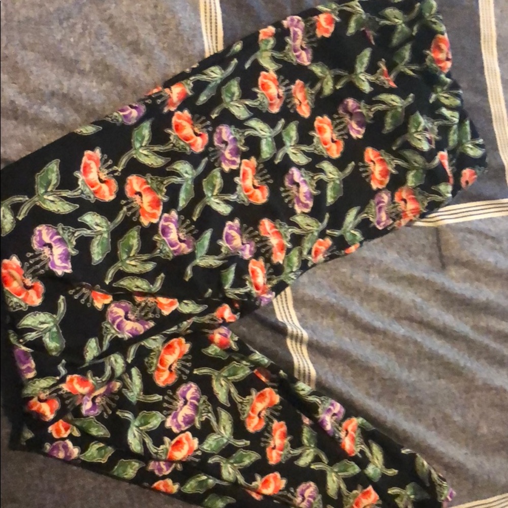 Lularoe leggings tc